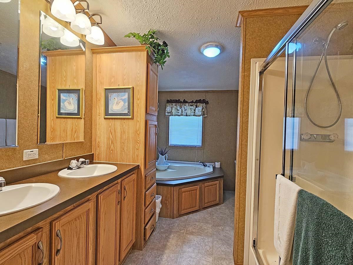 427 Dewing Road Franklin, VT 05457 - Photo 9 of 21