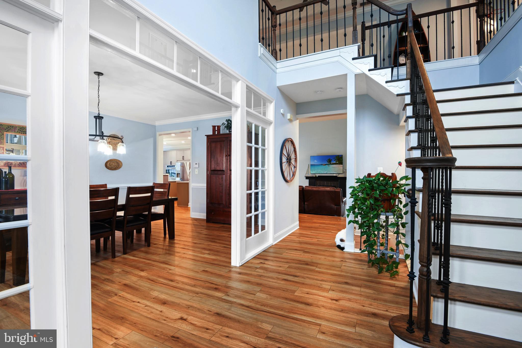 611 Havenhill Road Edgewater, MD 21037 - Photo 2 of 60 Grand Foyer entrance