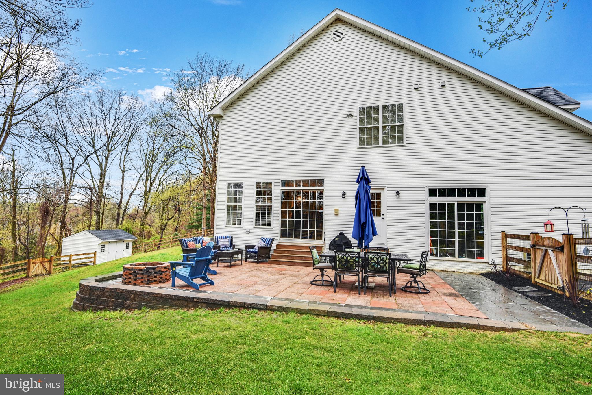 611 Havenhill Road Edgewater, MD 21037 - Photo 51 of 60 Side view with vast patio