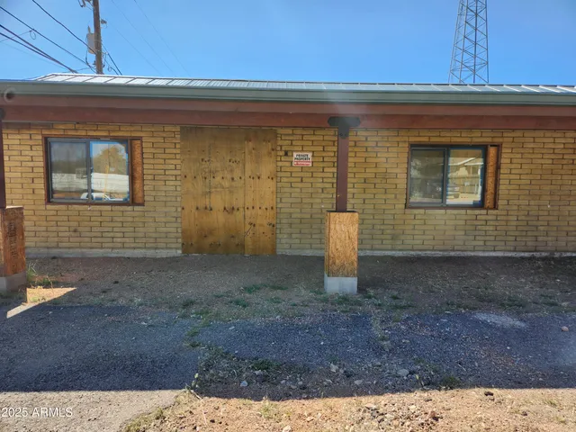 a view of a terrace view