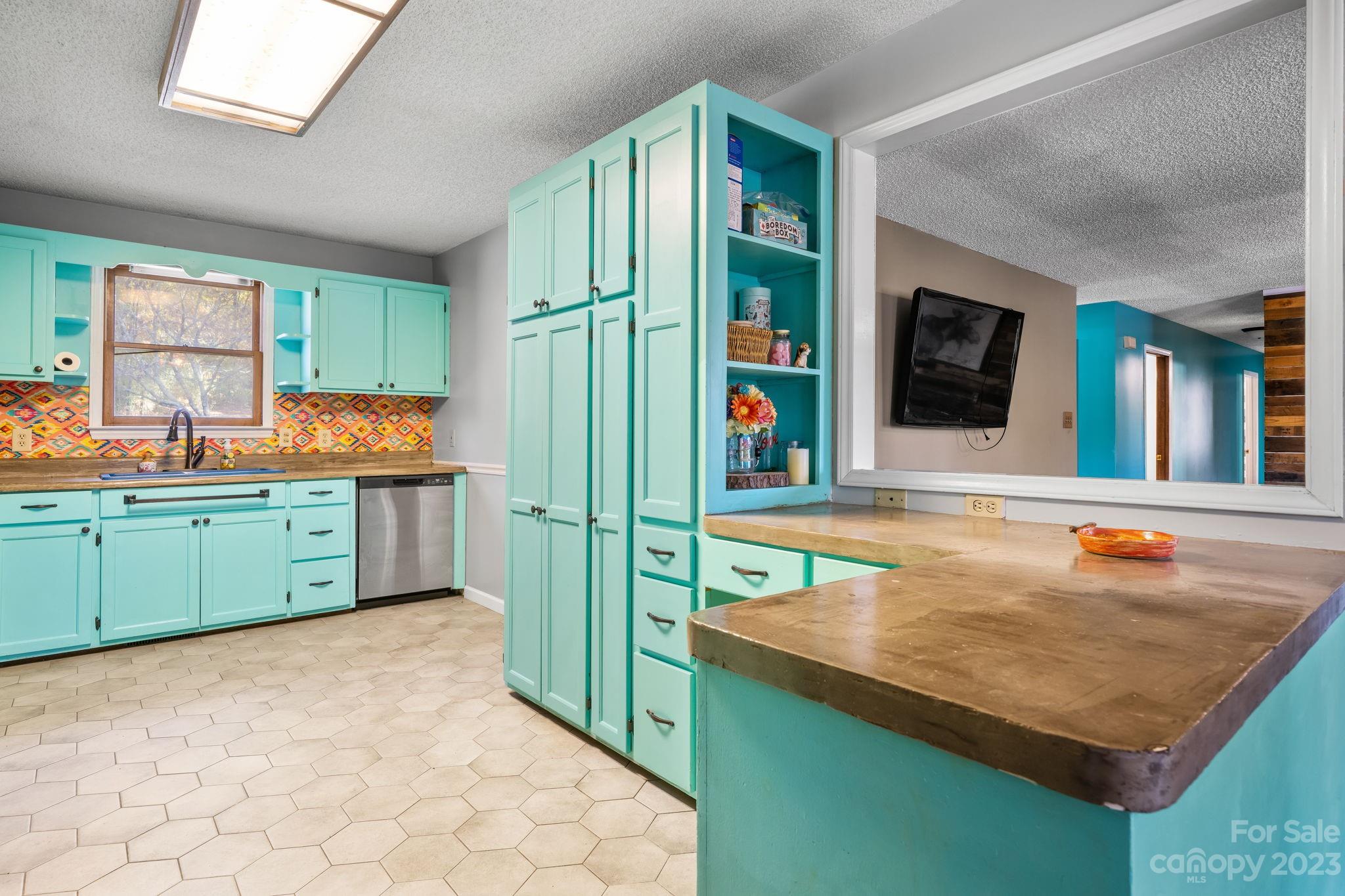 3576 Julian Welborn Road Morganton, NC 28655 - Photo 8 of 36 Gallery Image 8