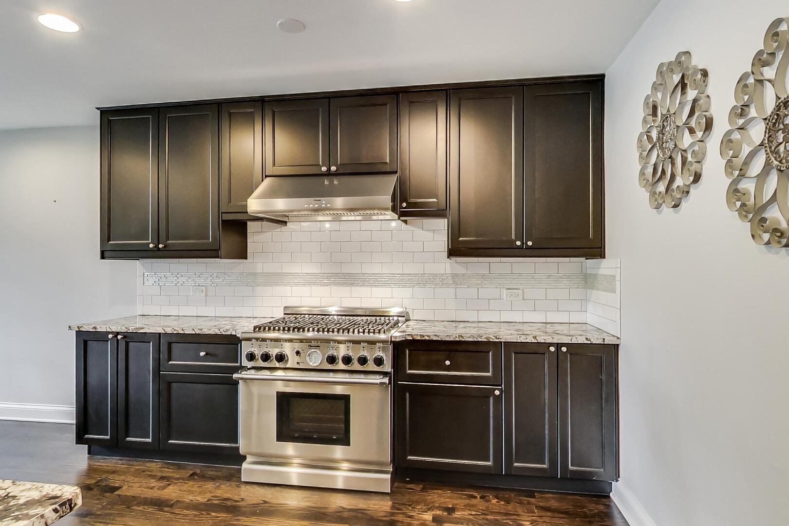 2824 Central Road Glenview, IL 60025 - Photo 11 of 44