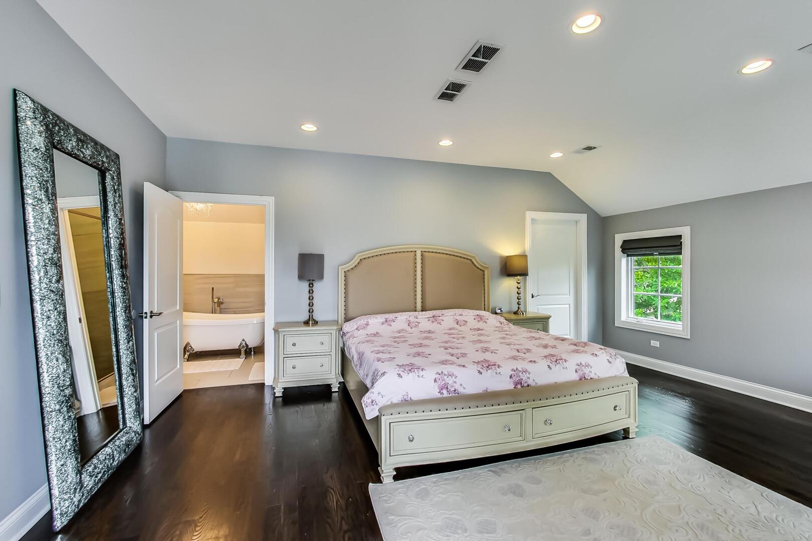 2824 Central Road Glenview, IL 60025 - Photo 25 of 44