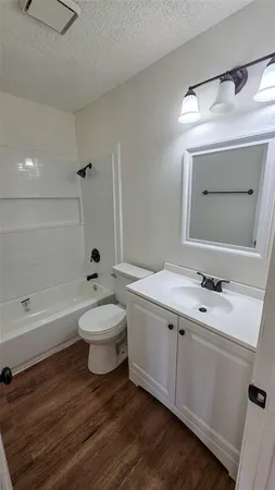 $1,650 | 741 Woodland Court, Kennedale, TX 76060
