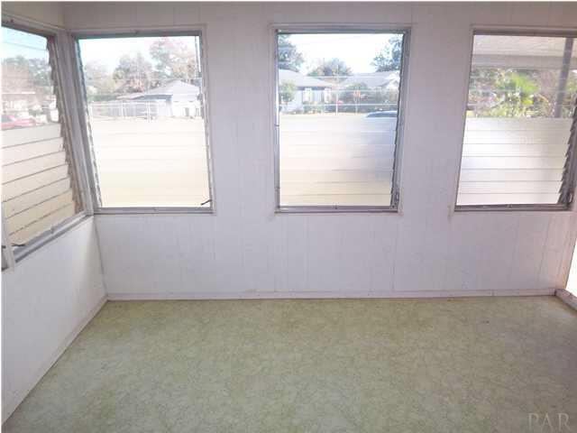 403 Greve Road Pensacola, FL 32507 - Photo 4 of 20 Sunroom