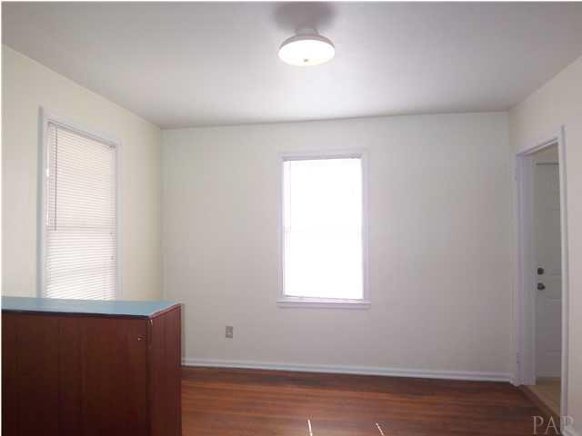 403 Greve Road Pensacola, FL 32507 - Photo 5 of 20 Dining area