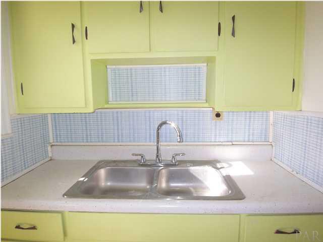 403 Greve Road Pensacola, FL 32507 - Photo 7 of 20 Sink on the right side