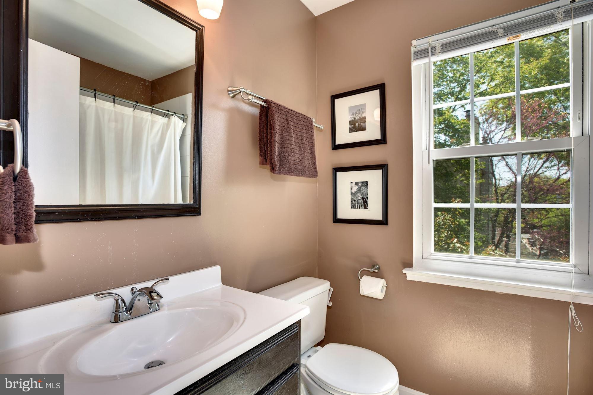 2376 Hunters Square Court Reston, VA 20191 - Photo 13 of 22