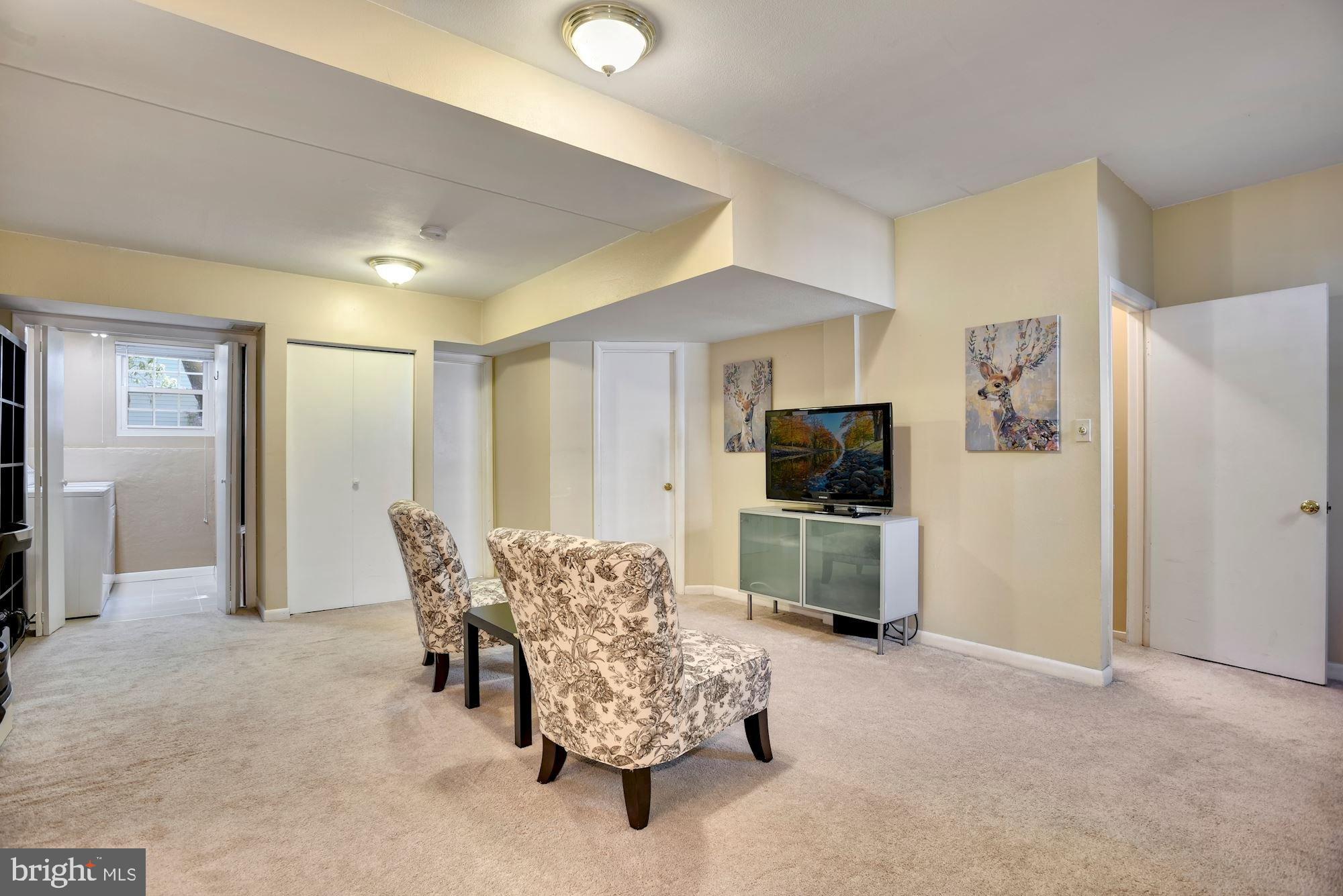 2376 Hunters Square Court Reston, VA 20191 - Photo 16 of 22