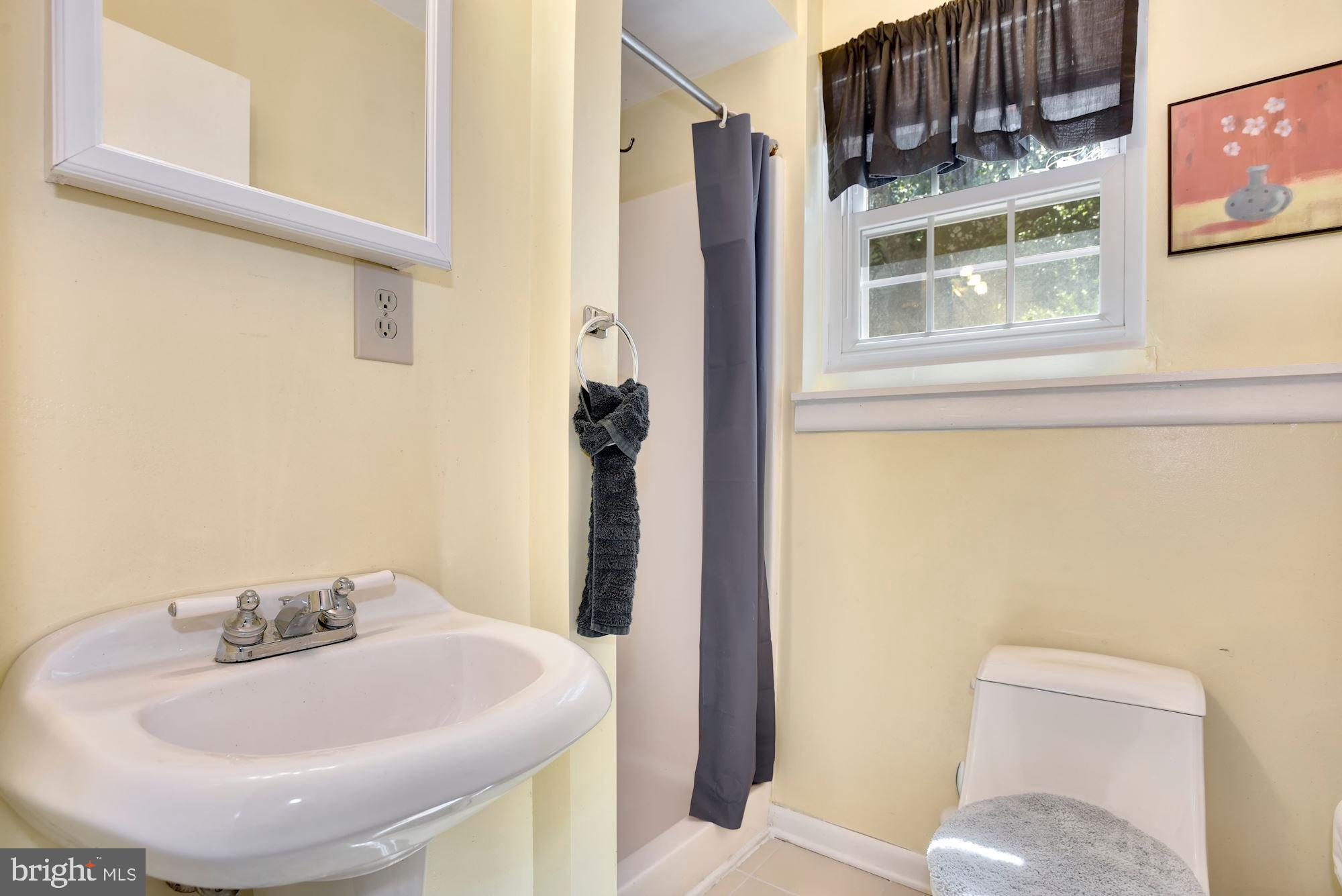 2376 Hunters Square Court Reston, VA 20191 - Photo 18 of 22