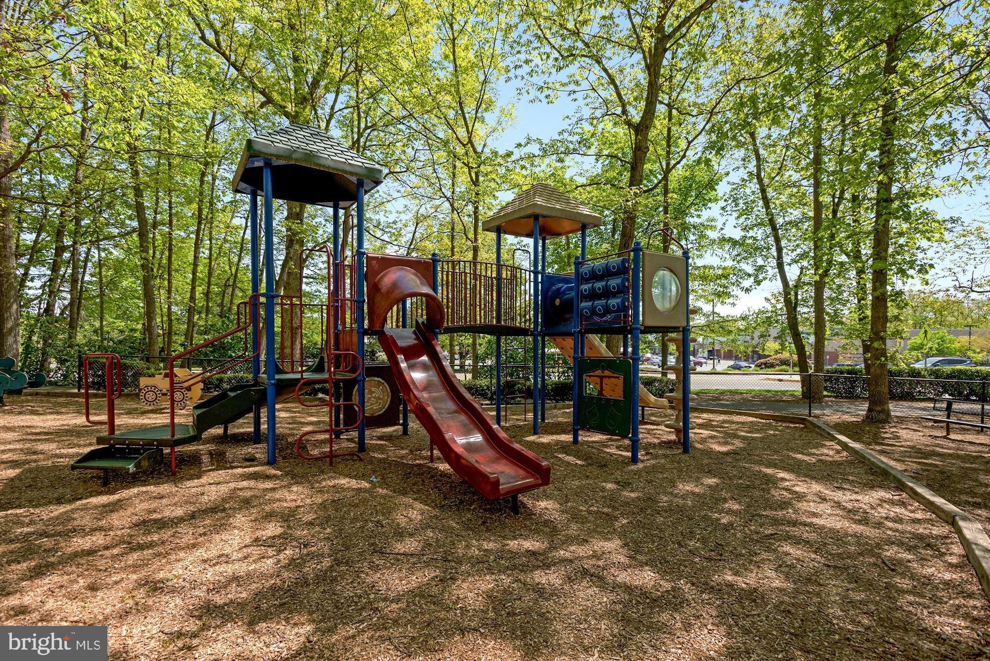 2376 Hunters Square Court Reston, VA 20191 - Photo 22 of 22