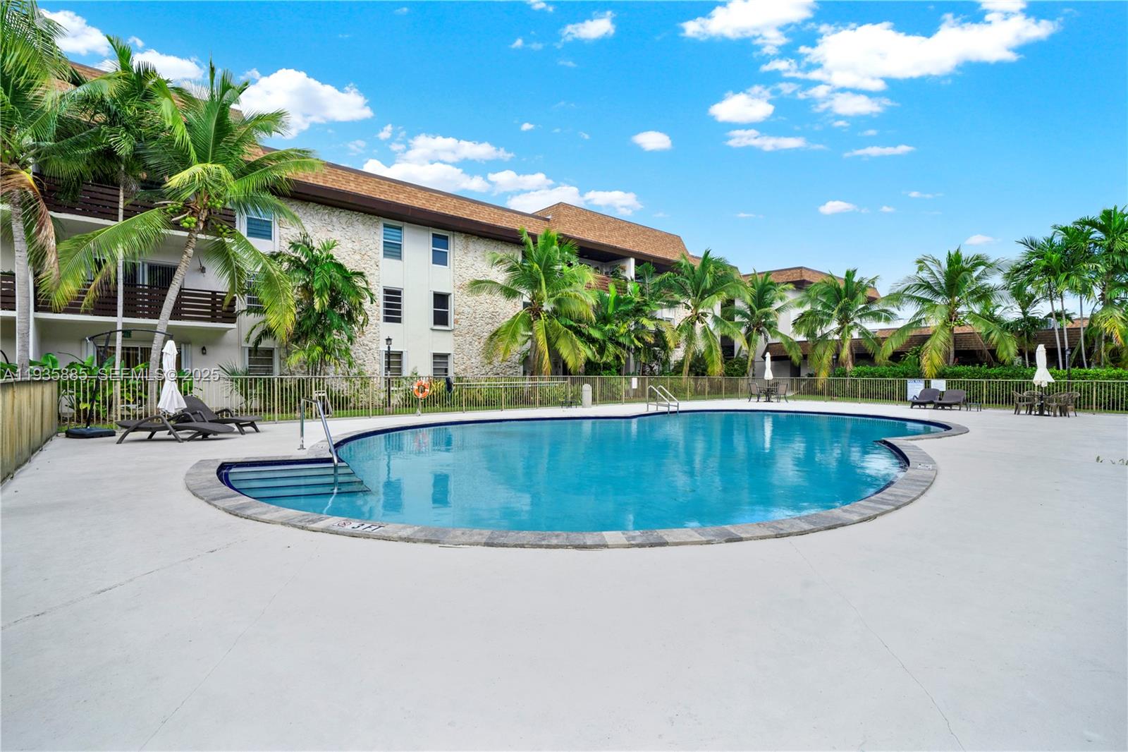 7477 Southwest 82nd Street, Unit C215 Miami, FL 33143 - Photo 6 of 27