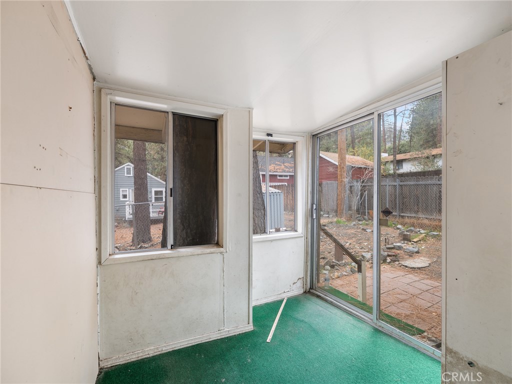 1725 Linnet Road Wrightwood, CA 92397 - Photo 15 of 35