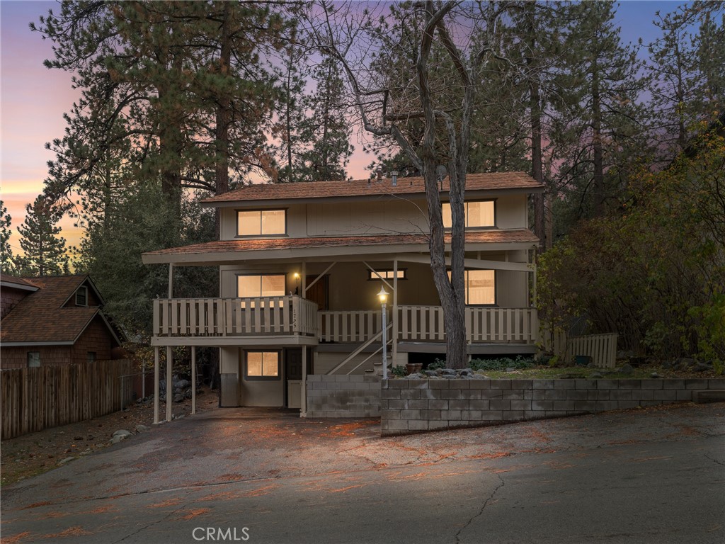 1725 Linnet Road Wrightwood, CA 92397 - Photo 38 of 43 a front view of a house with a yard