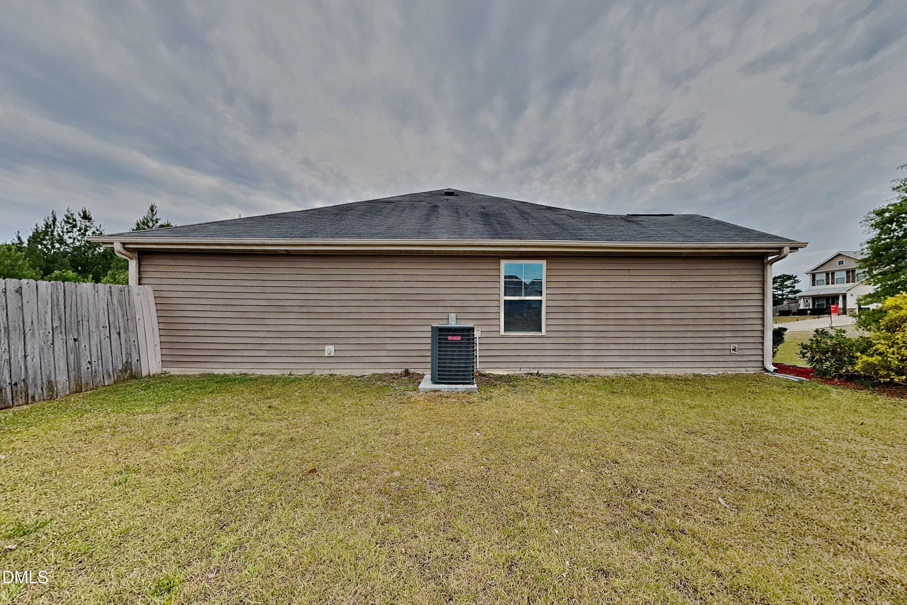 295 New Castle Lane Spring Lake, NC 28390 - Photo 17 of 18 16_Image_HHg3TfVcvU
