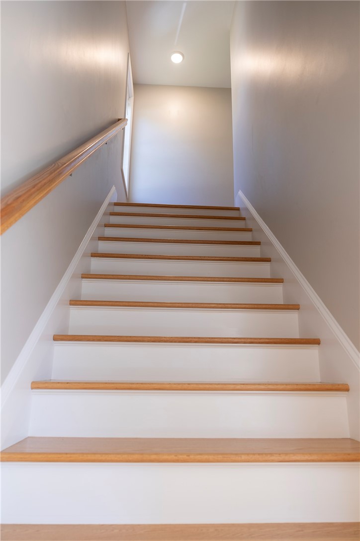 72 1st Road Glocester, RI 02814 - Photo 16 of 38