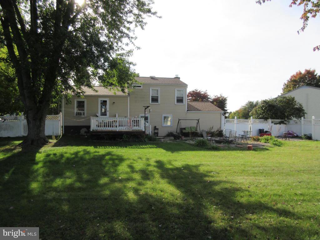 148 April Lane Lititz, PA 17543 - Photo 13 of 15
