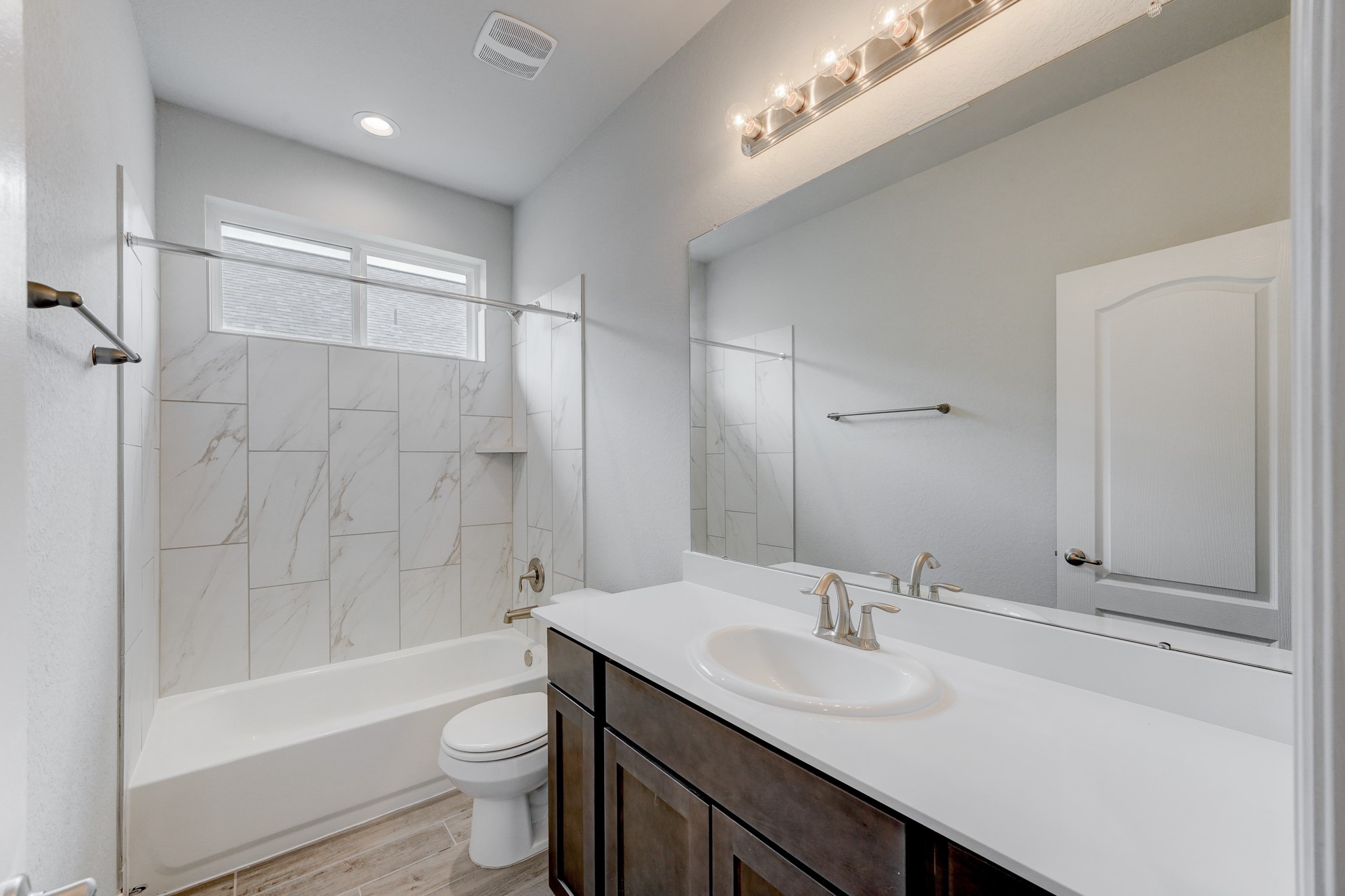 1229 Red Hills Drive Rosharon, TX 77583 - Photo 20 of 29 a bathroom with a sink a toilet and shower