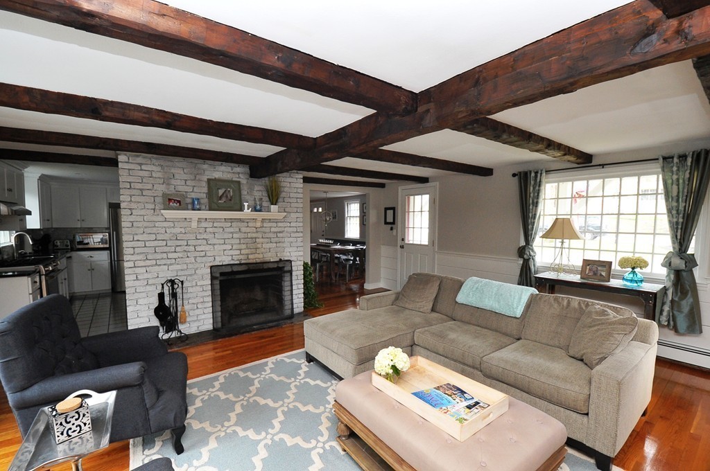 86 Vernon Road Scituate, MA 02066 - Photo 8 of 28 Gallery Image 8