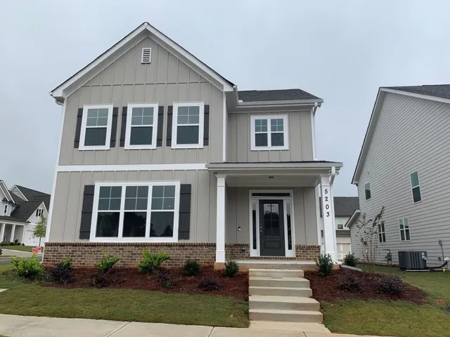 $2,300 | 5203 Addison Street, Flowery Branch, GA 30542