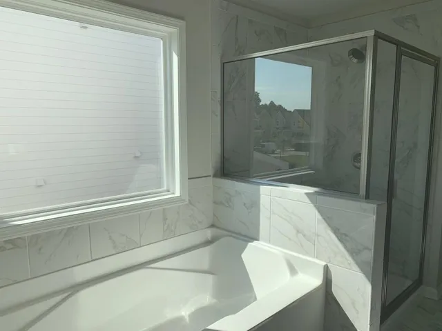 $2,300 | 5203 Addison Street, Flowery Branch, GA 30542