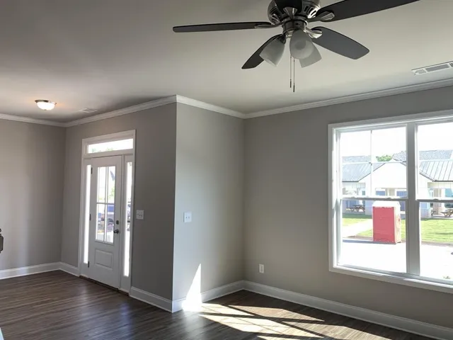 $2,300 | 5203 Addison Street, Flowery Branch, GA 30542