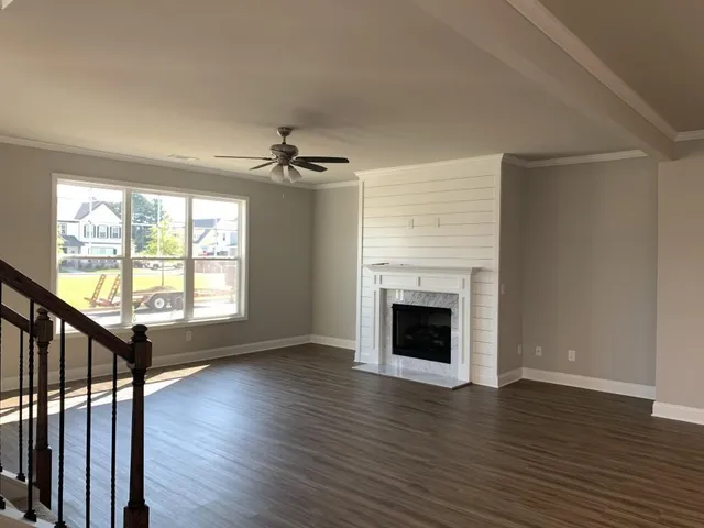 $2,300 | 5203 Addison Street, Flowery Branch, GA 30542