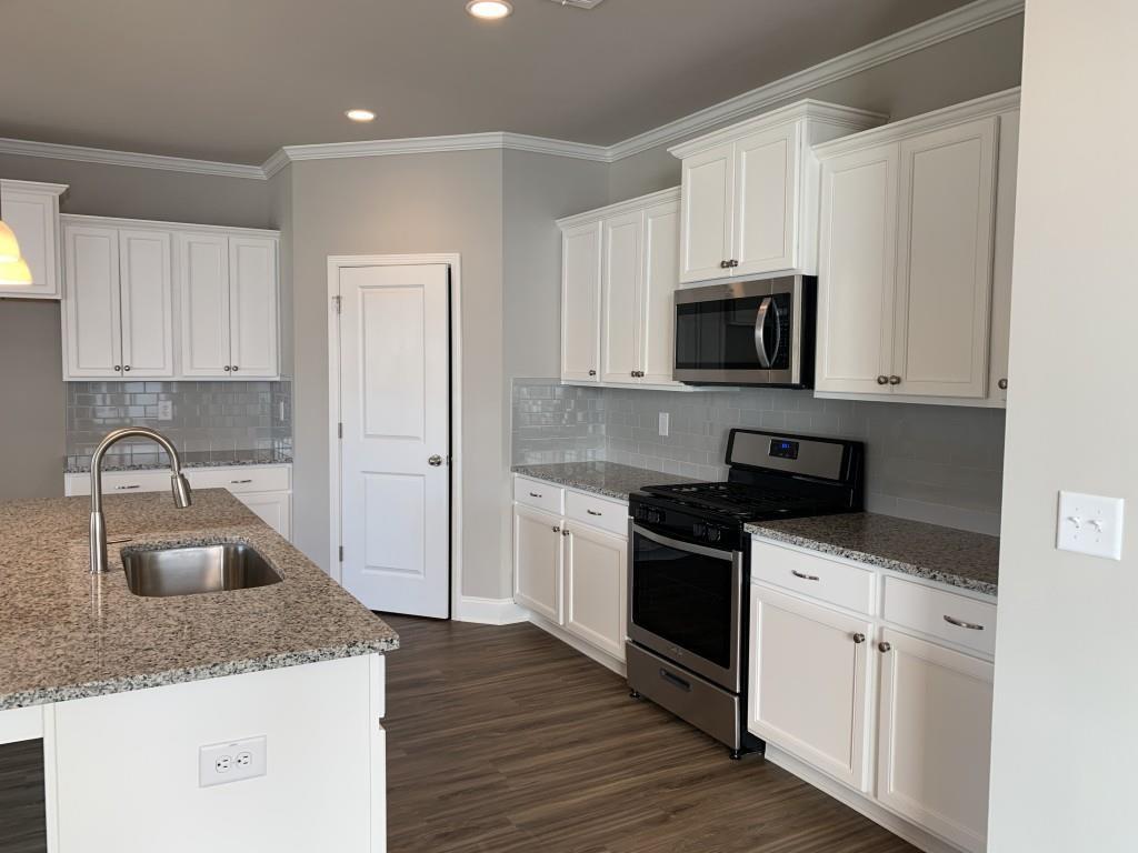 5203 Addison Street Flowery Branch, GA 30542 - Photo 6 of 15