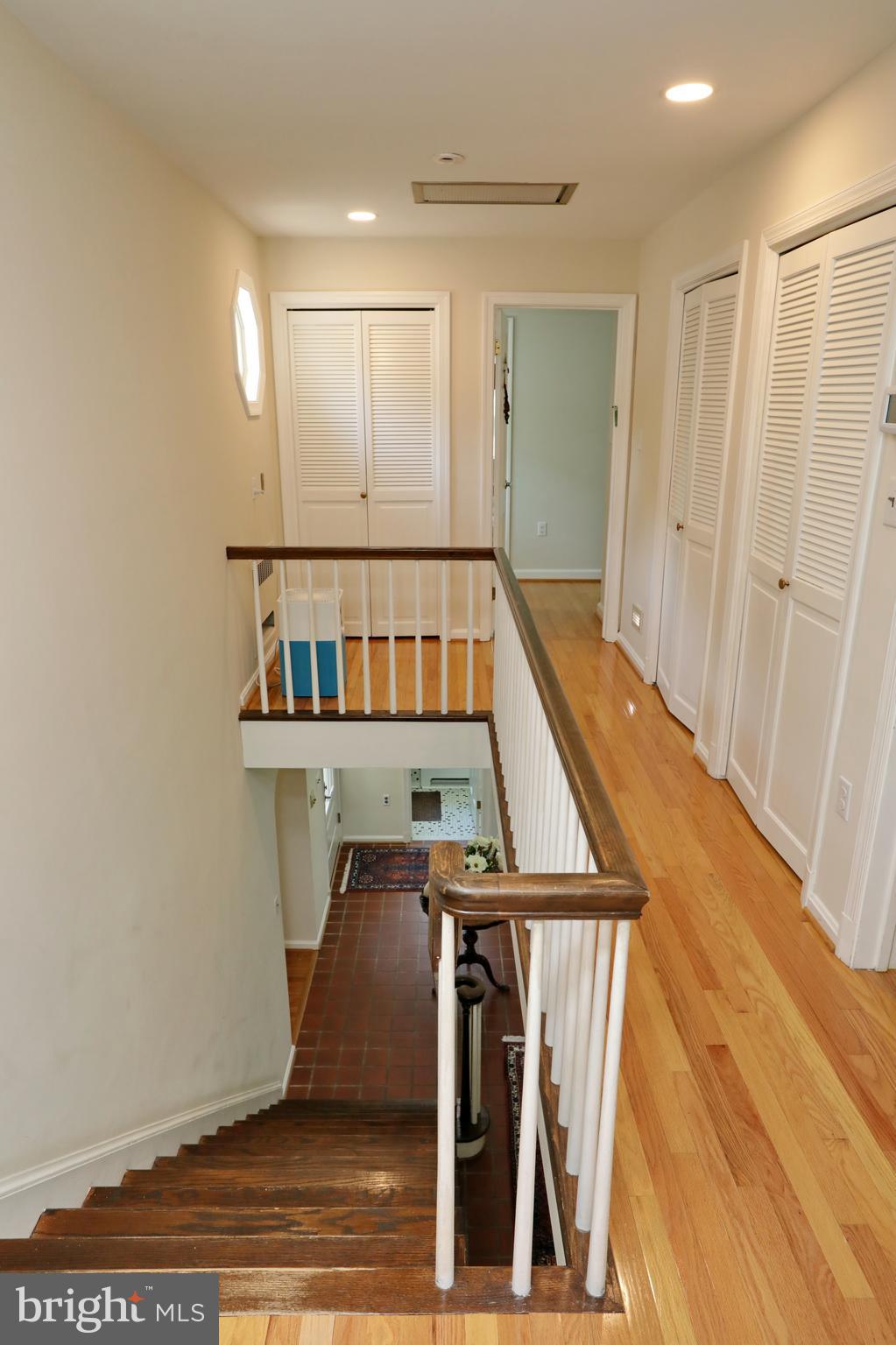 15111 Cactus Hill Road Accokeek, MD 20607 - Photo 29 of 44 a view of entryway with wooden floor