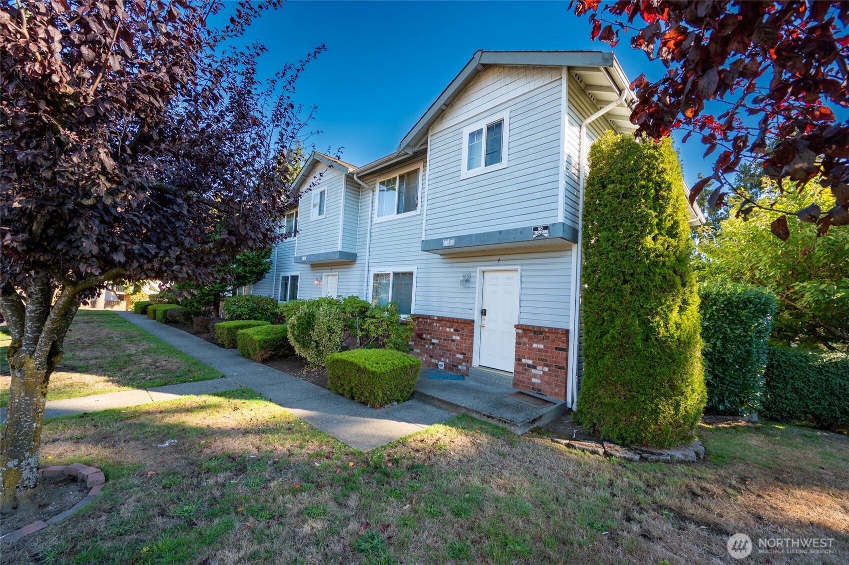6411 Broadway Everett, WA 98203 - Photo 3 of 34