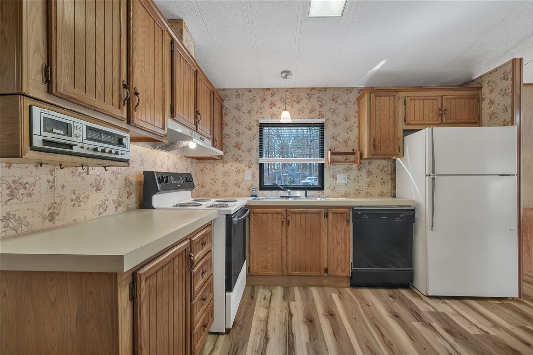 41 Leisure Way Coventry, RI 02816 - Photo 13 of 19 Abundant cabinets and counter space