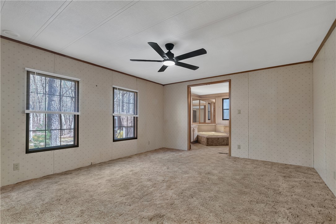 41 Leisure Way Coventry, RI 02816 - Photo 19 of 24 Primary bedroom w/walkin closet
