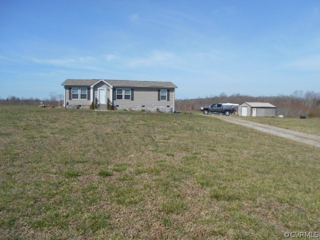 639 Levi Road Green Bay, VA 23942 - Photo 3 of 22 Gallery Image 3