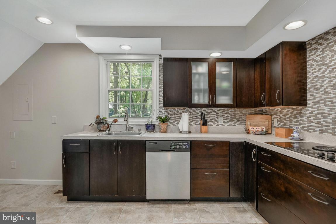 51 Falcon Bridge Road Ocean Pines, MD 21811 - Photo 9 of 32