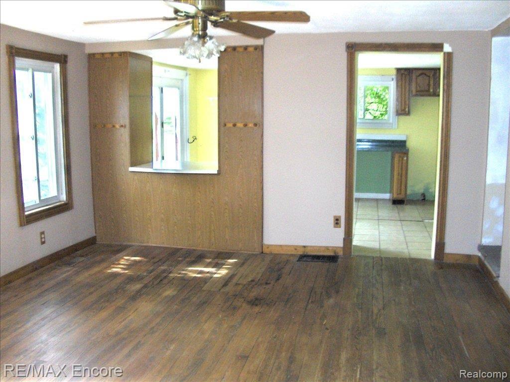 7075 Eagle Road Davisburg, MI 48350 - Photo 8 of 18 Dining Room