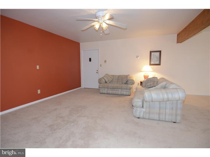 2914 State Hill Road, Unit D9 Wyomissing, PA 19610 - Photo 5 of 19 Gallery Image 5