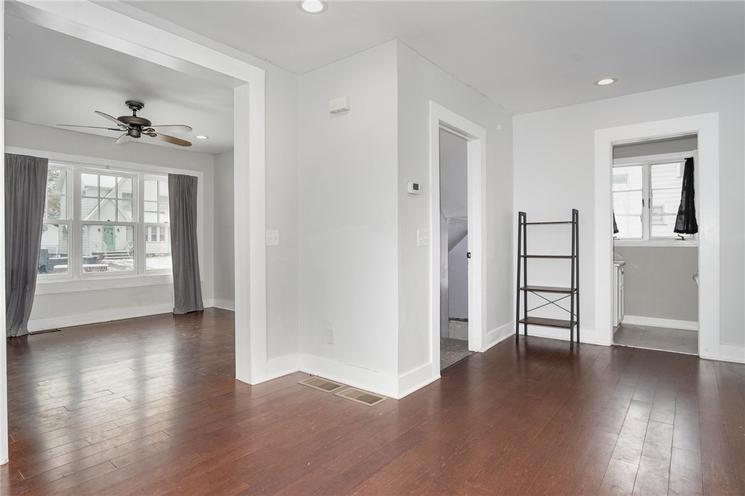 394 Laurelton Road Irondequoit, NY 14609 - Photo 21 of 27