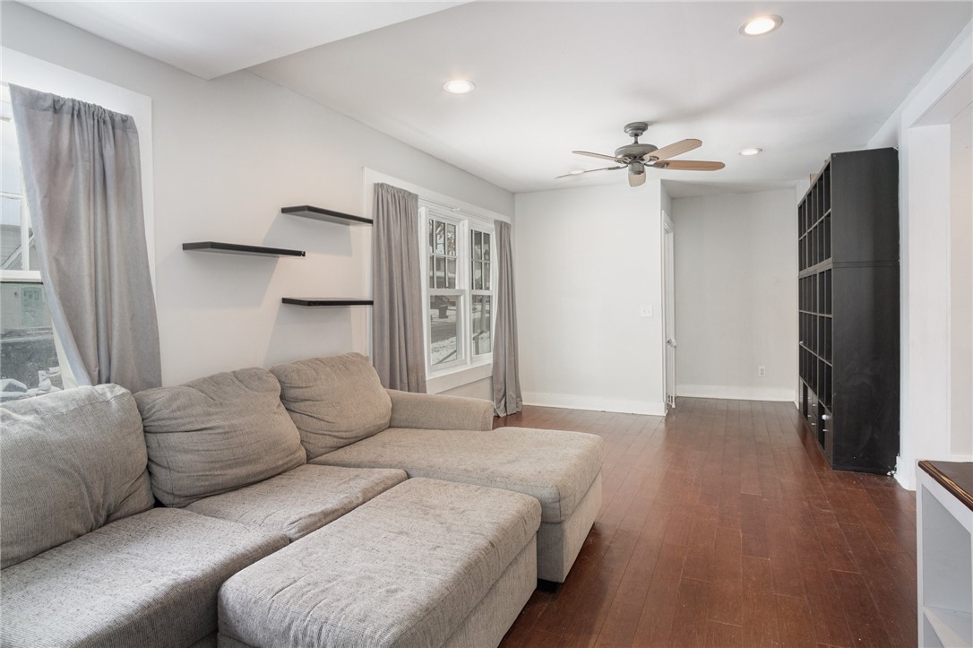 394 Laurelton Road Irondequoit, NY 14609 - Photo 6 of 27