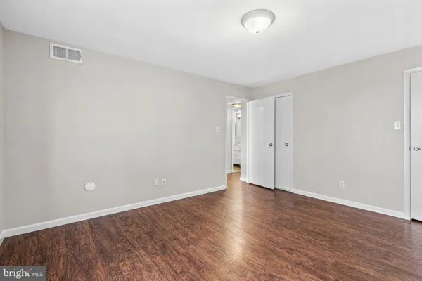 $2,400 | 9496-00 Convent Lane, Unit B, Philadelphia, PA 19114