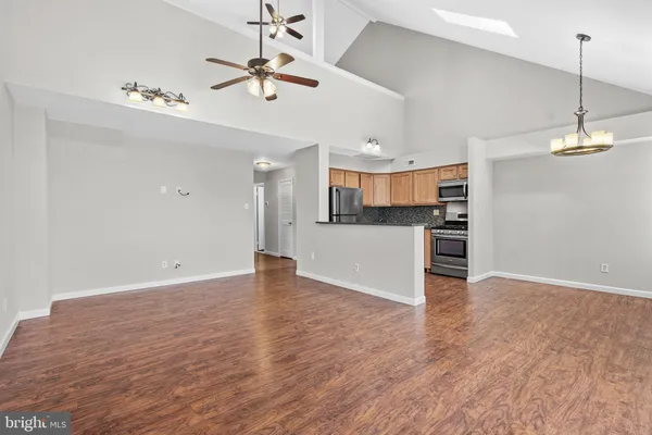 $2,400 | 9496-00 Convent Lane, Unit B, Philadelphia, PA 19114