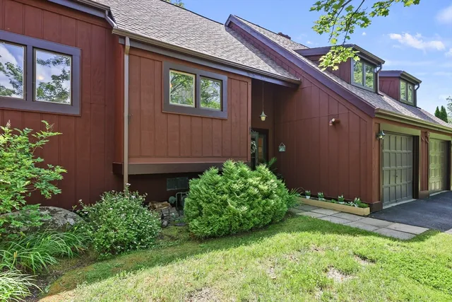 $440,000 | 5 Windflower Way, Unit 5, Williamstown, MA 01267