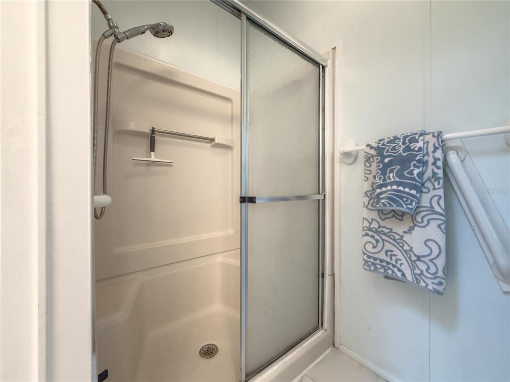 501 Topside Circle Edgewater, FL 32141 - Photo 20 of 47 a bathroom with a shower