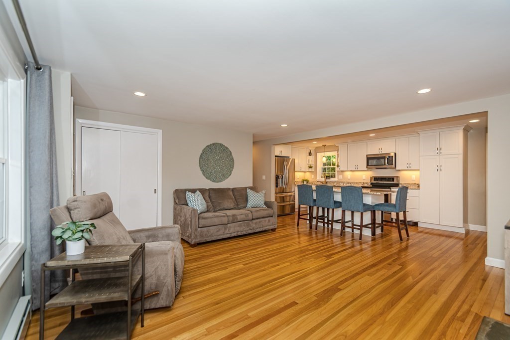 12 Baldwin Hill Road Littleton, MA 01460 - Photo 4 of 37 Gallery Image 4