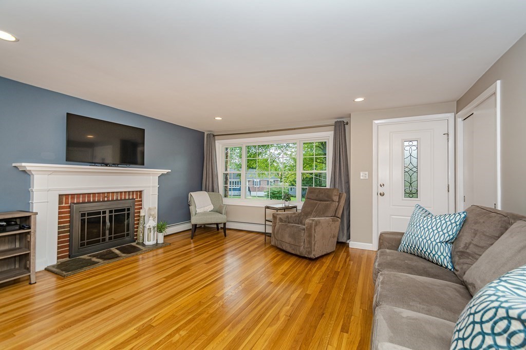 12 Baldwin Hill Road Littleton, MA 01460 - Photo 7 of 37 Gallery Image 7