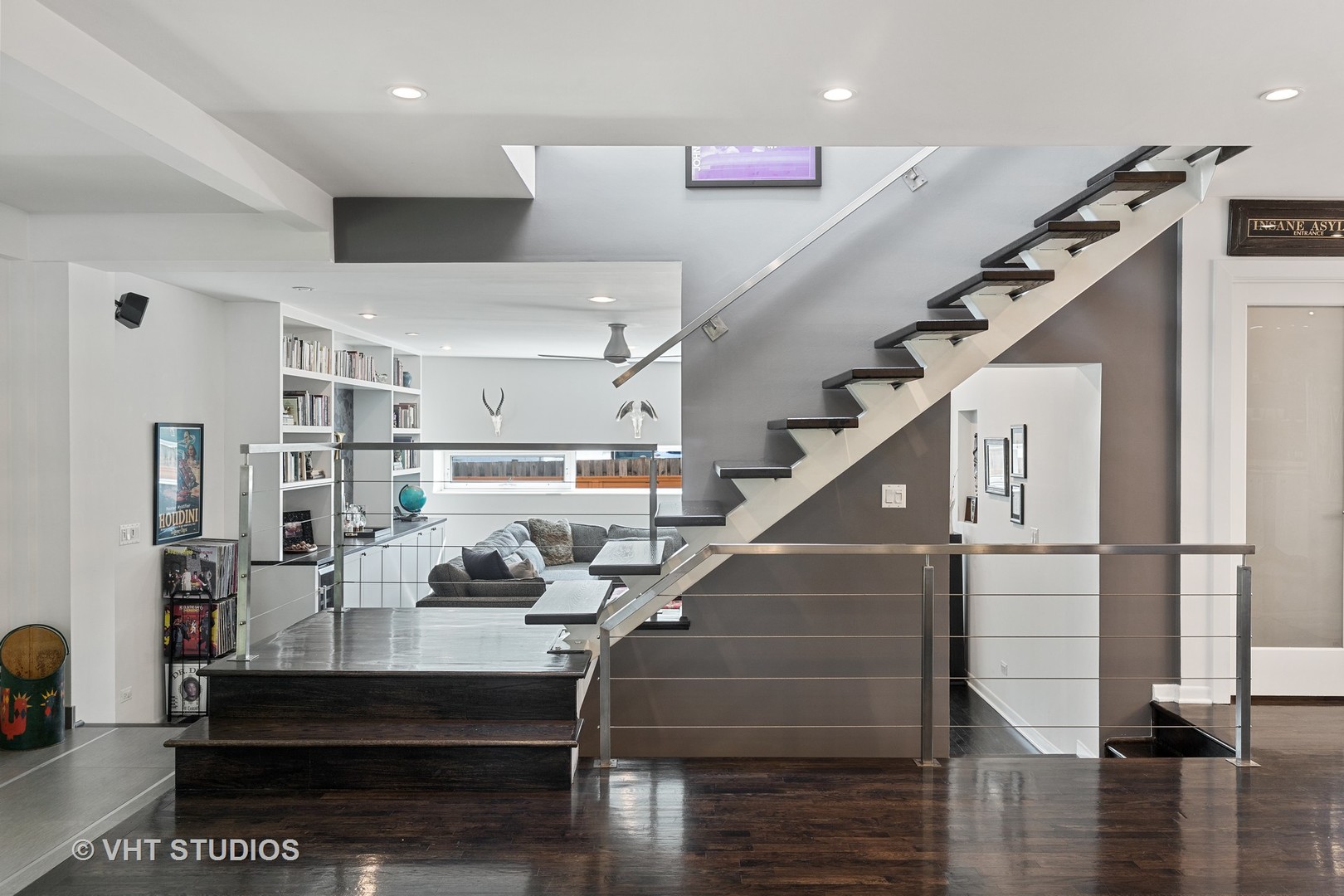 525 Berkeley Road Riverside, IL 60546 - Photo 11 of 33