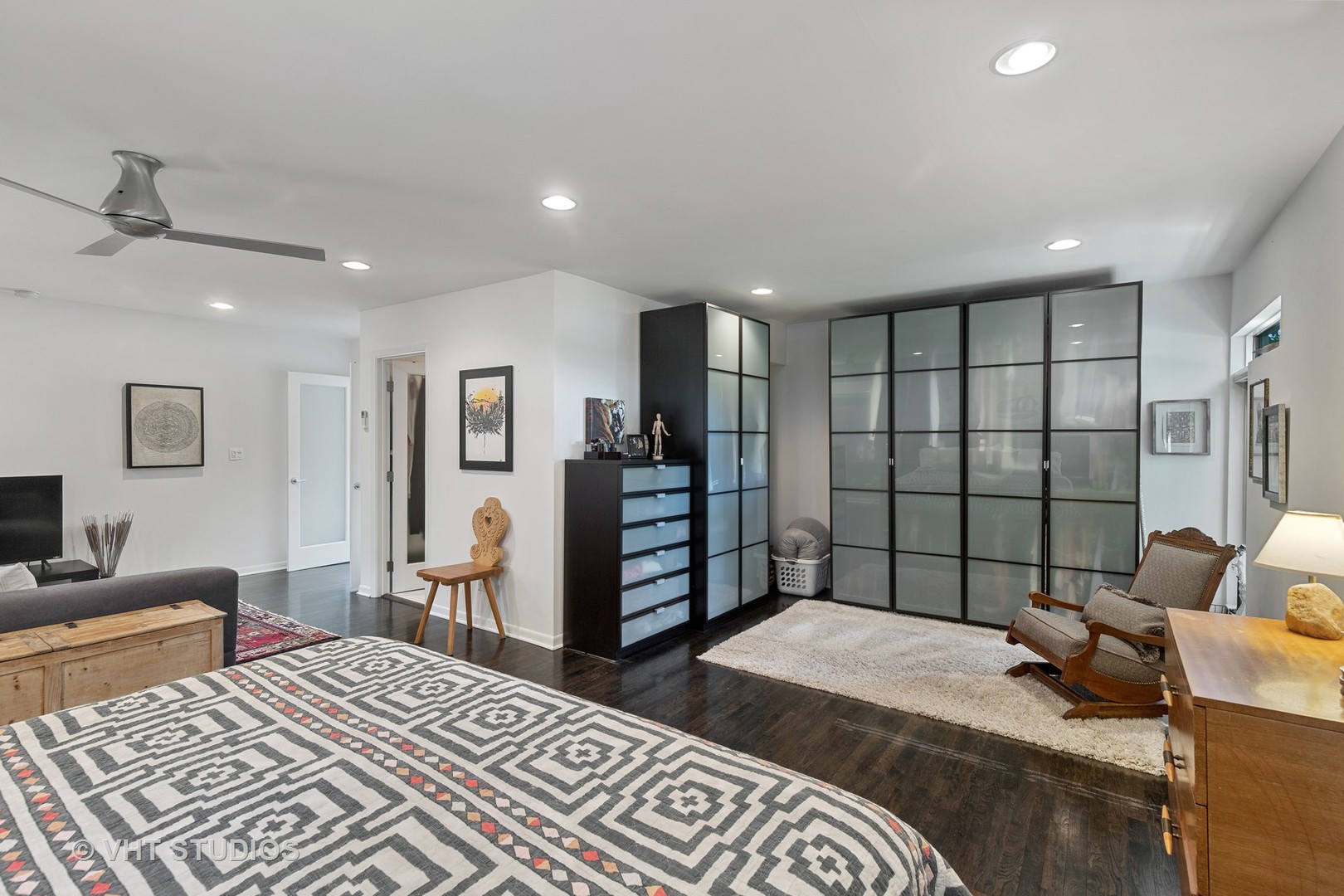 525 Berkeley Road Riverside, IL 60546 - Photo 17 of 33