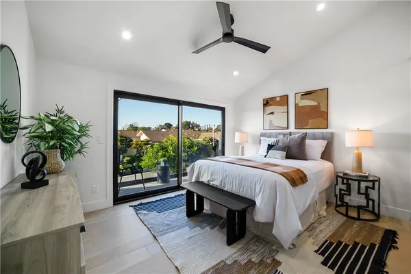 $3,848,000 | 5 Curl Drive, Corona del Mar, CA 92625