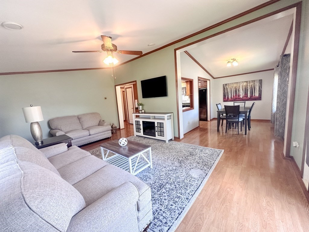 59 Castle Road Attleboro, MA 02703 - Photo 7 of 30 Gallery Image 7
