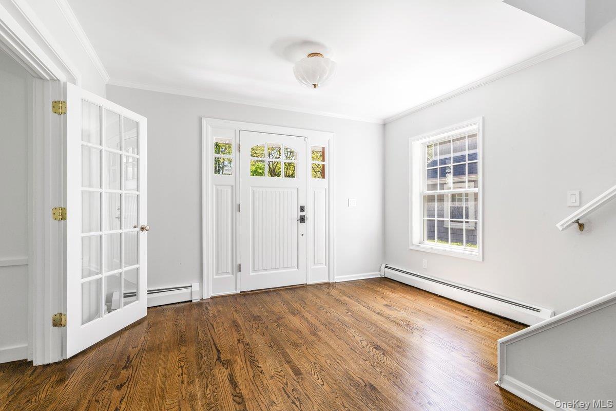 34 Davis Avenue Rye, NY 10580 - Photo 4 of 33