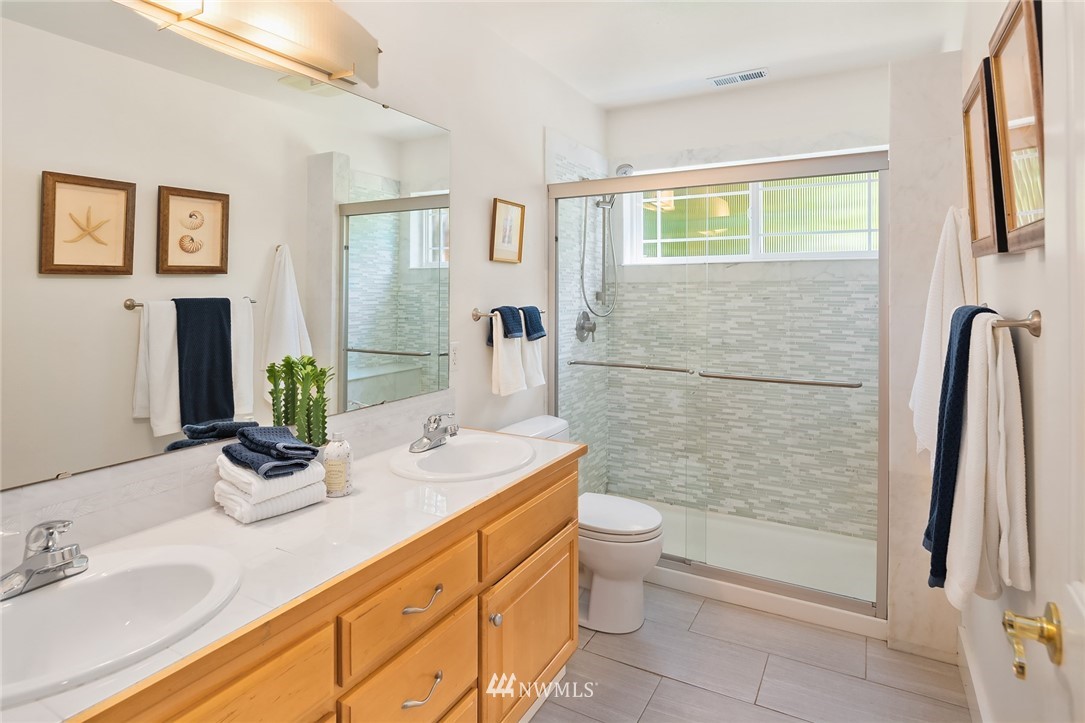 6403 Norma Beach Road Edmonds, WA 98026 - Photo 29 of 40 Gallery Image 29
